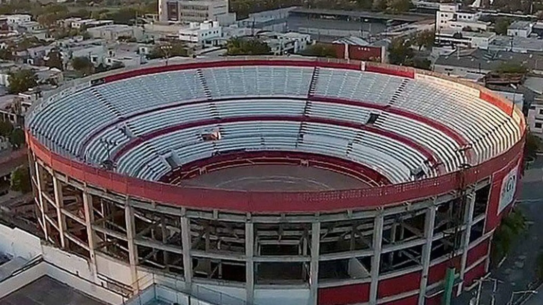 Plaza de Toros Monumental “Lorenzo Garza”